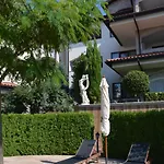 Casa Real *